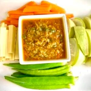 Homemade ငါးငရုတ်သီးစိမ်းငါးပိချက်